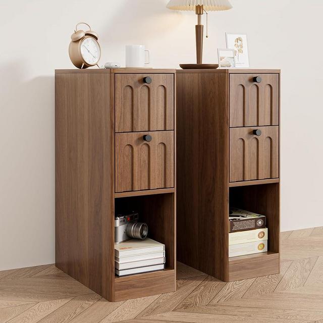 Narrow Walnut Nightstand Set of 2, Small Bedside Table with Arched Drawer, Wood Nightstand, Skinny Side End Table, Mid Century Modern Night Stand for Bedroom, Small Spaces, Slim, Vintage
