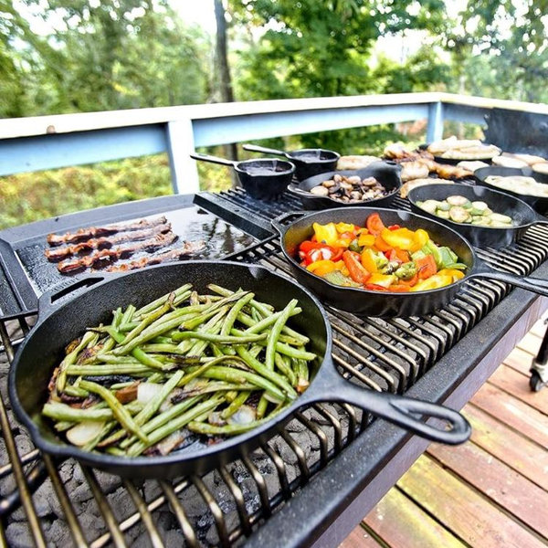 Lodge 13-1/4 Inch Cast Iron Pre-Seasoned Skillet – Signature Teardrop Handle - Use in the Oven, on the Stove, on the Grill, or Over a Campfire, Black