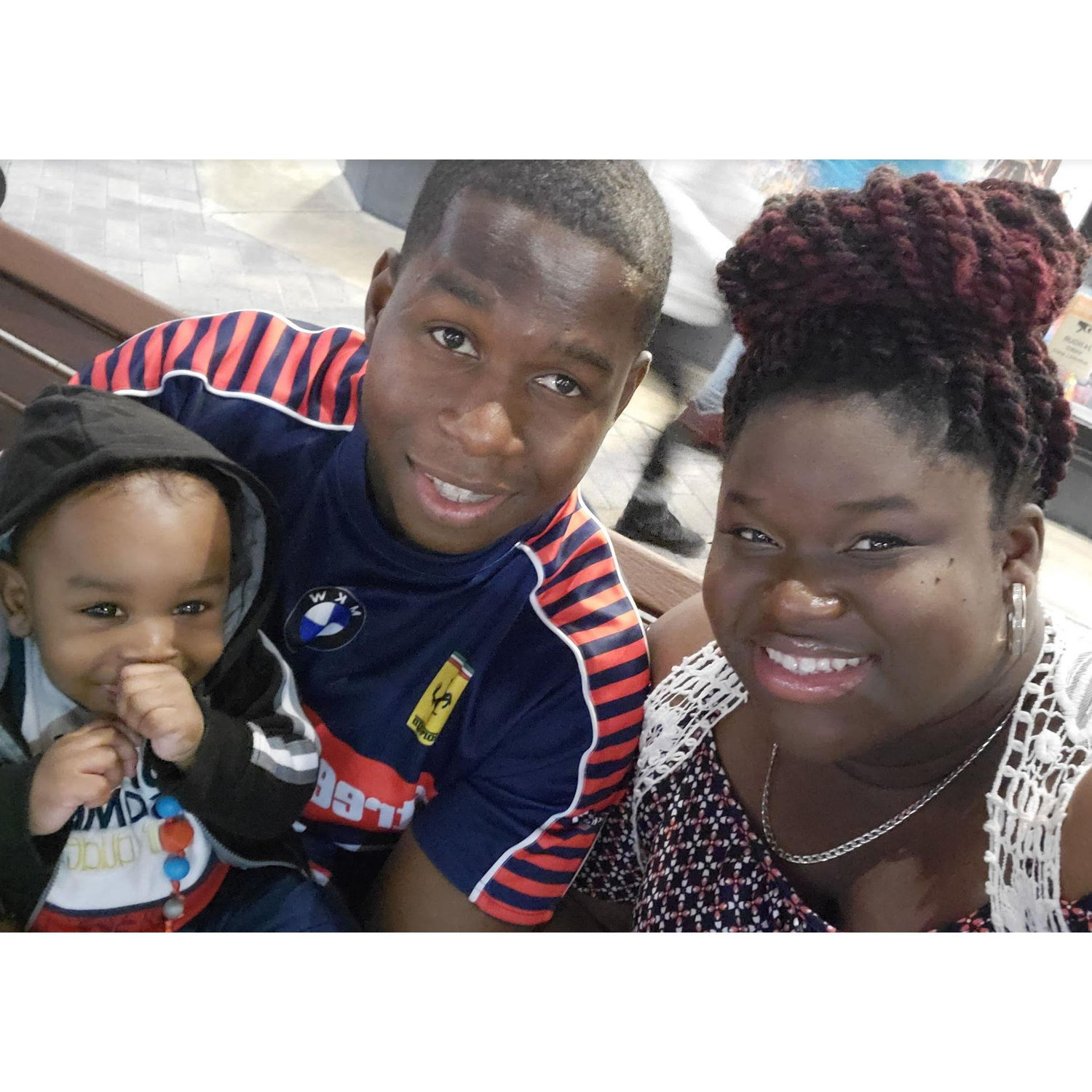 Familia
