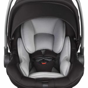 2017 PIPA™ Lite LX Infant Car Seat & Base