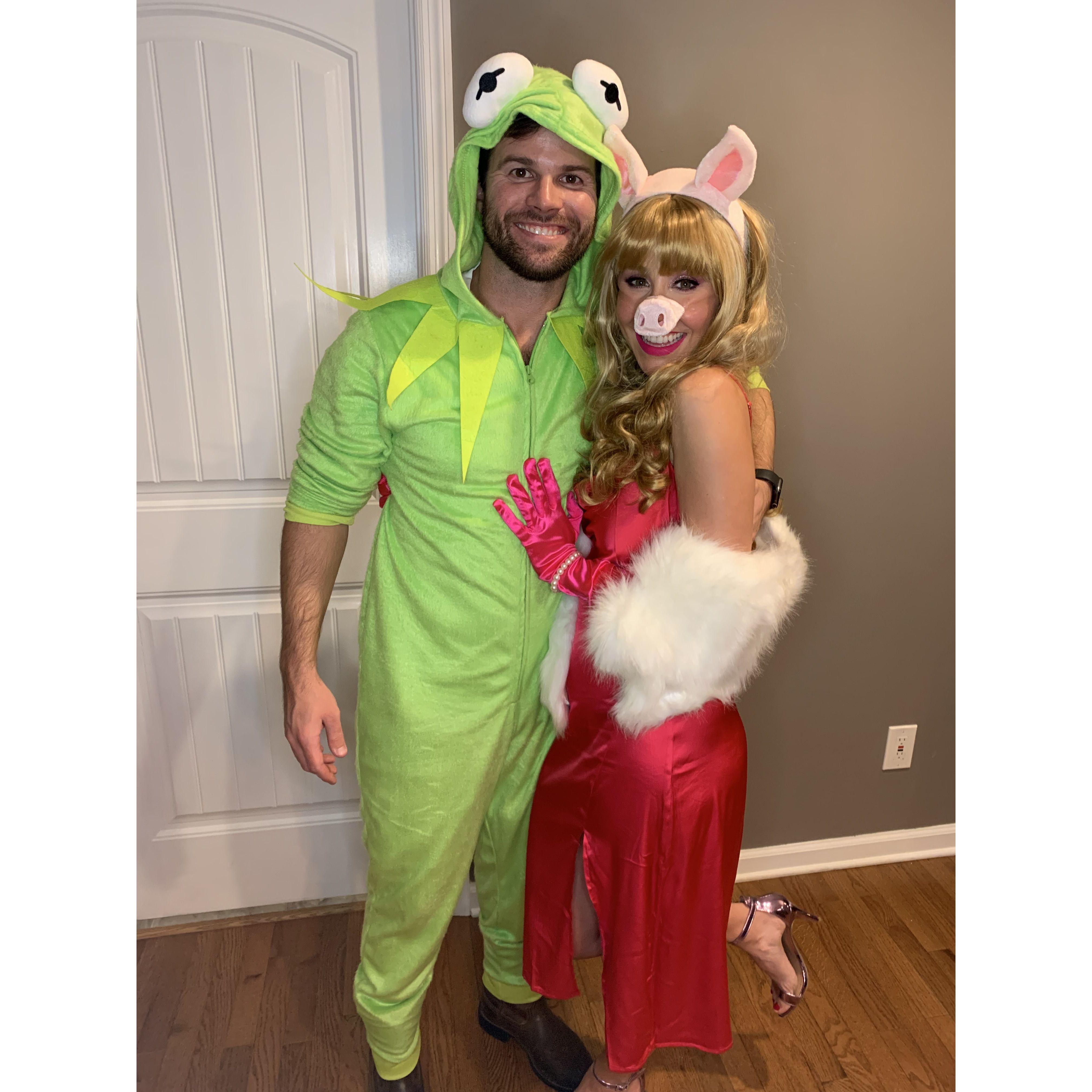 Halloween 2022 as Kermit and Miss Piggy