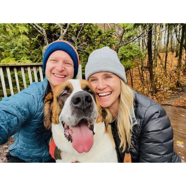 Family hike up Whaleback in Leland