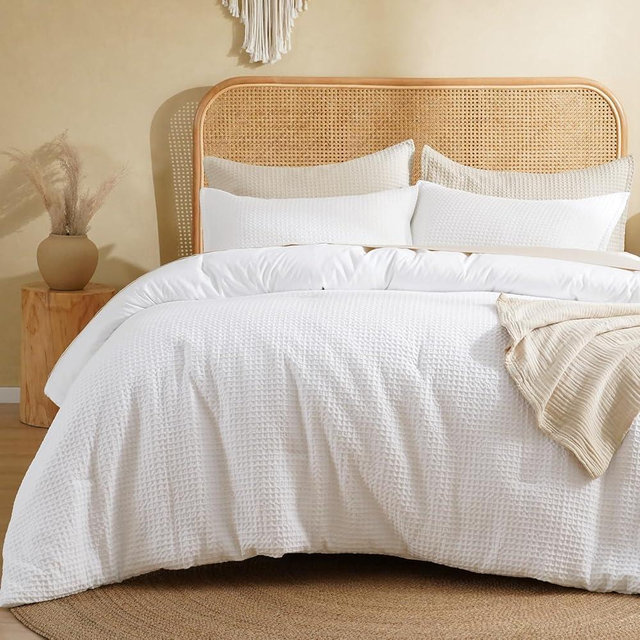 David's Home Waffle Weave Comforter Set 2PCS Twin Size, Soft Breathable Lightweight Cozy Skin-Friendly Warm for All Season, Elegant Aesthetic Home Decor Bedding Set with Pillow Shams, White