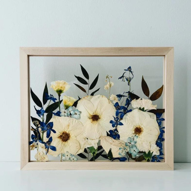 Pressed Flowers - Bouquet Preservation Frame - Flowers of the Press