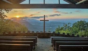 The Wedding Website of Emily Holt and Brandon Holt