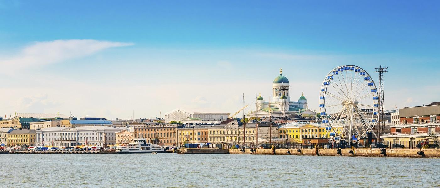 The Wedding Website of Veera Näätsaari and Bryan Martin