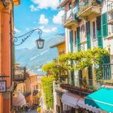 Bellagio: Wander the old town (Il Borgo)