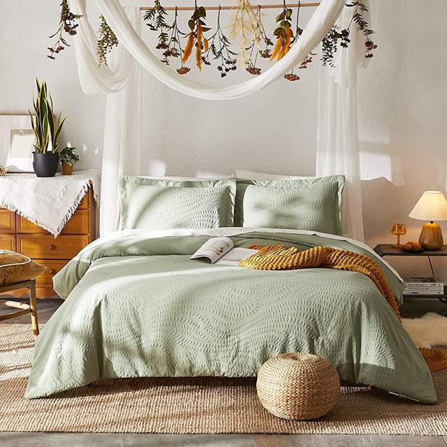Geniospin Queen Comforter Set, Bed in a Bag Sage Green 7-Pieces, Botanical Pattern, All Season Comfortable Seersucker Bedding with Comforter, Sheets, Pillowcase & Shams (Queen, 90"x90")