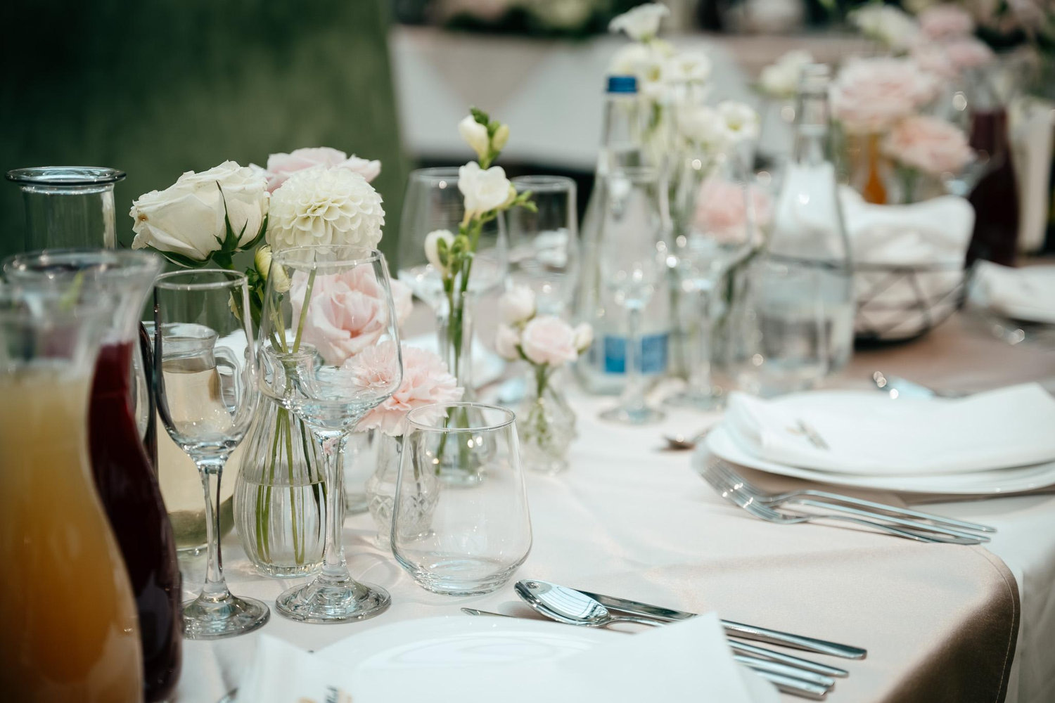 The Wedding Website of Lina-Andreea Barari and Cătălin Barari