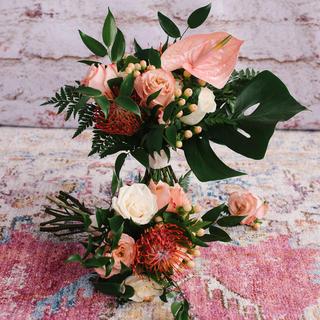 Eve Fresh Flower Bouquets & Boutonnieres Set