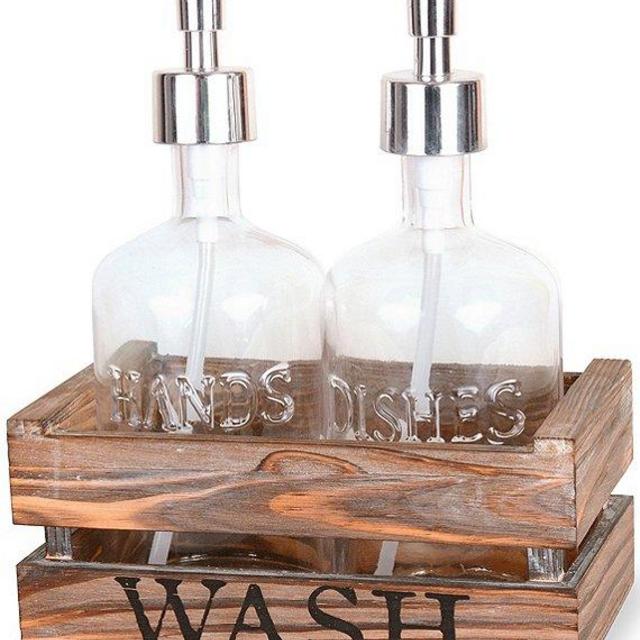 Mud PieSoap & Hand Pump Set in Wood Crate