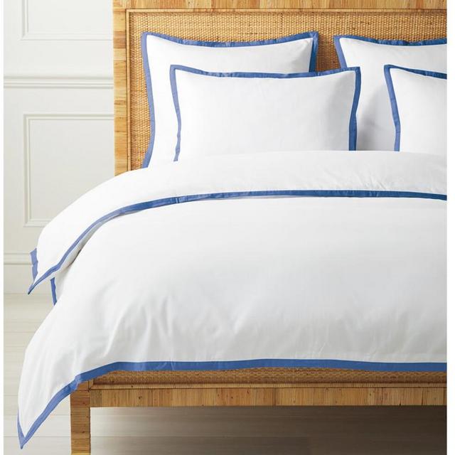 Duvet cover + 4-piece sham set