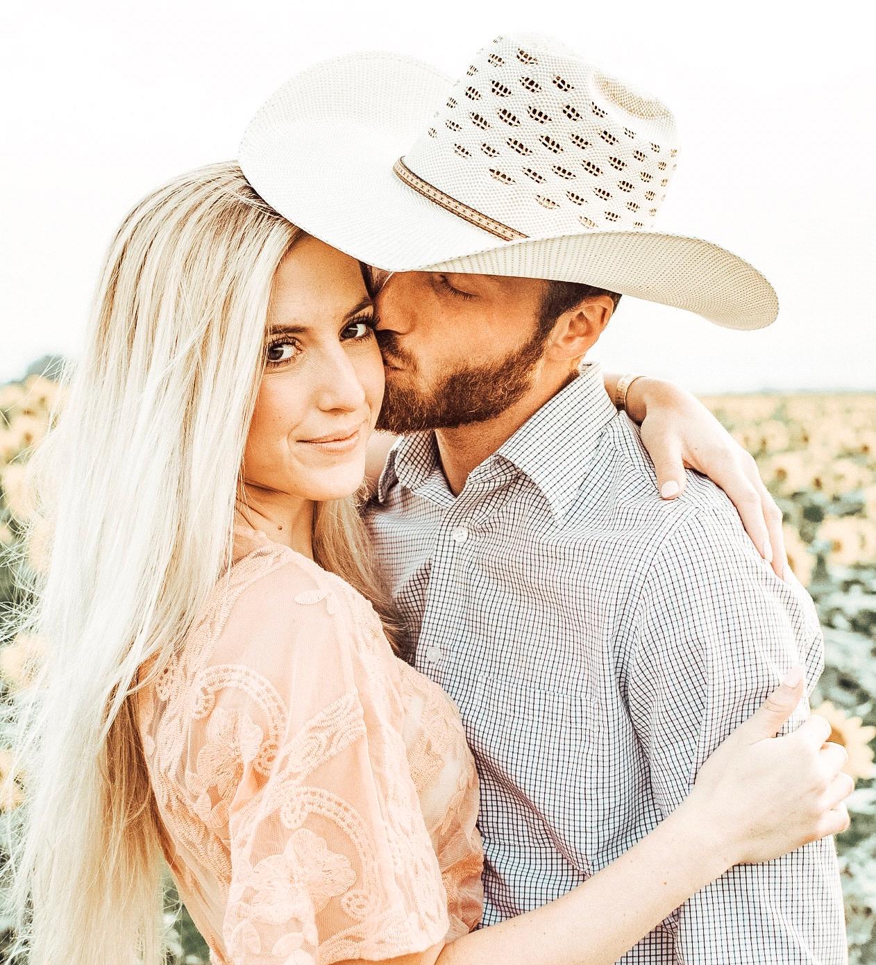 The Wedding Website of Mira Conaway and Blake Bunday