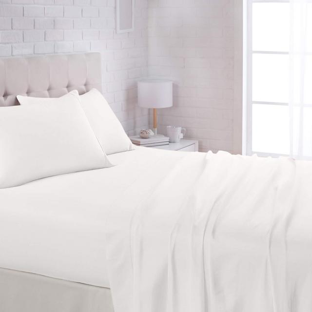 AmazonBasics Lightweight Super Soft Easy Care Microfiber Sheet Set with 16&quot; Deep Pockets - Queen, White