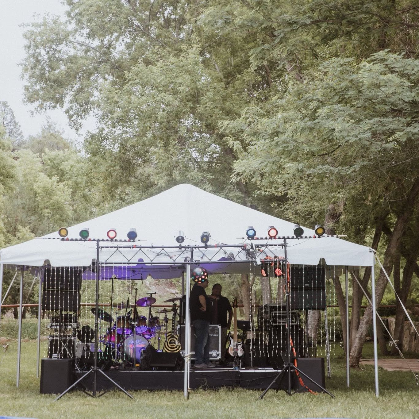 Mini Band Stage between the dance floor and main tent