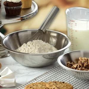 Winco Heavy-Duty Mixing Bowl, 13-Quart, Stainless Steel