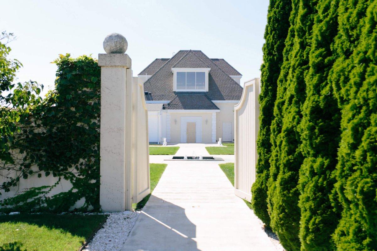 The Wedding Website of Courtney Desh and Roey Shaked