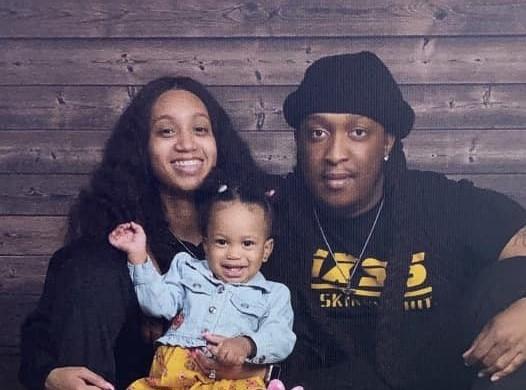 The Wedding Website of Nikiyah Brooks and Taevon Henderson