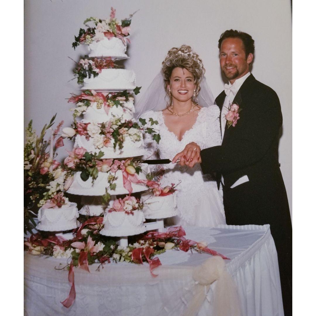 Sandy & Steve Gudenkauf - 23 years - Megan's aunt and uncle