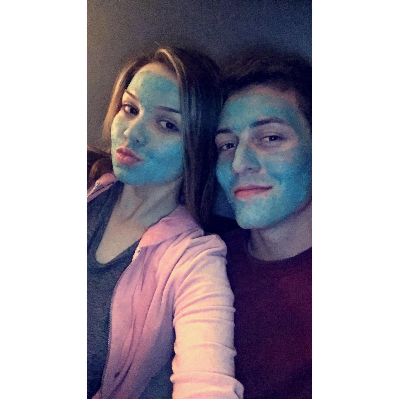People who do face masks together stay together