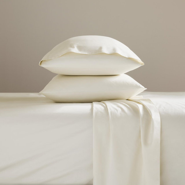 Brooklinen, Luxe Sateen Pillowcase, Set of 2