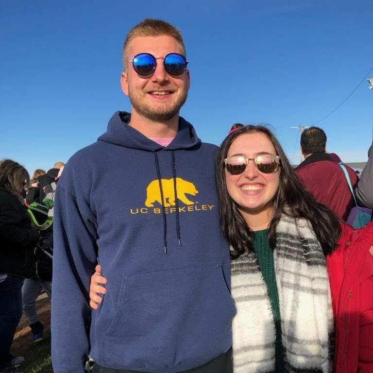 Gabe & Alyssa's third date & first time Alyssa met the Batemans.
November 2019