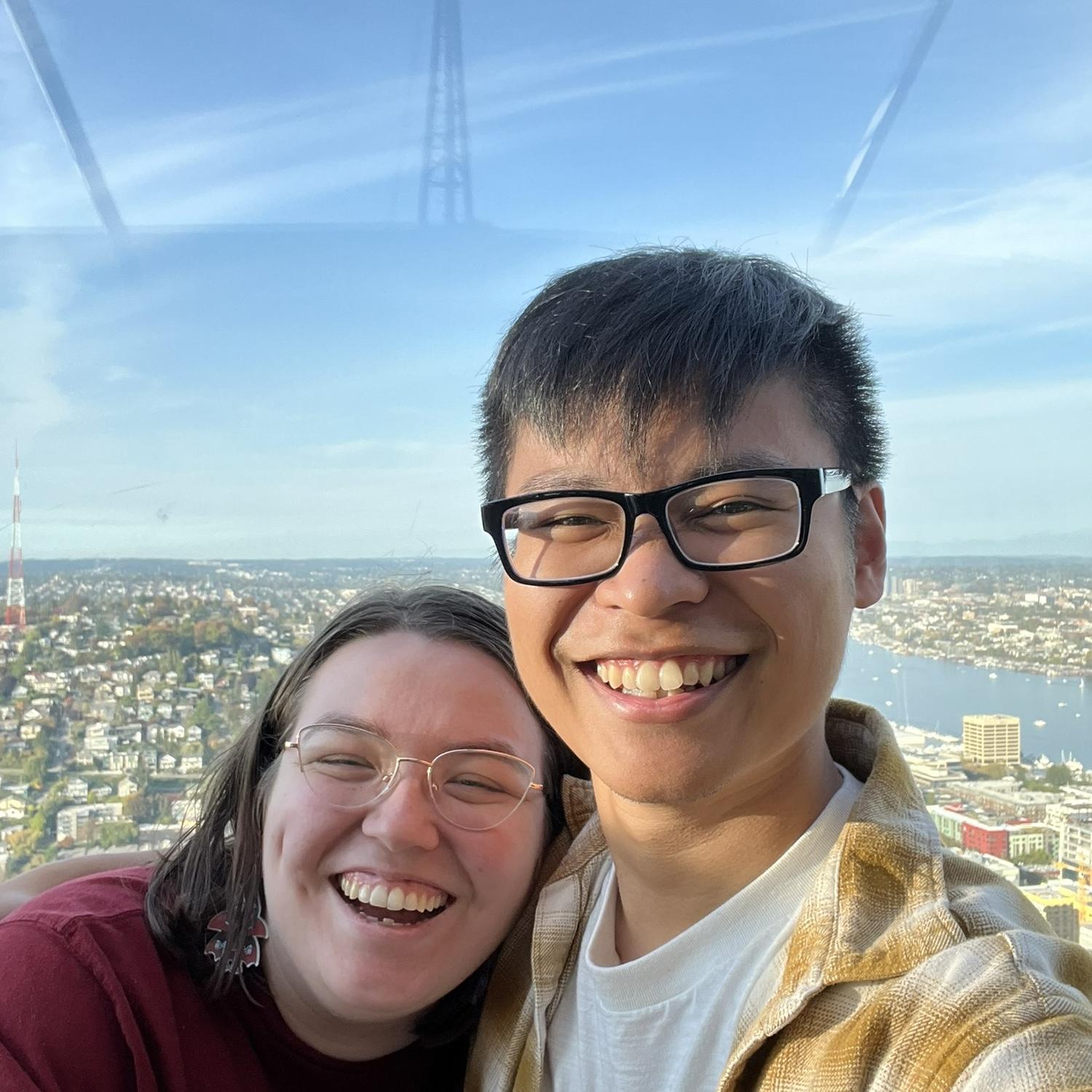 “Look, you can see the reflection of the top behind us!”