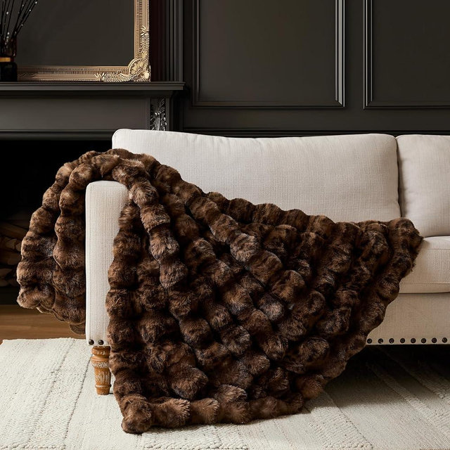 WDCOZY Cheetah Leopard Print Bubble Throw Blanket, Luxury Faux Rabbit Fur Mink Plush Throw for Couch, Sofa and Bed, Soft Fluffy Fuzzy Cozy Blanket for Women, 60x80 inches, Coffee, 950 GSM