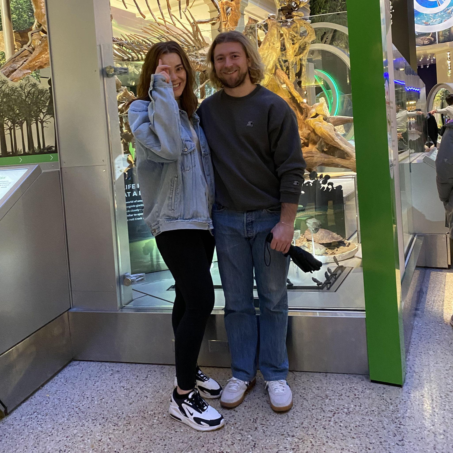 Chelsea's first time visiting Phil's hometown in Maryland! visiting the Smithsonian National Museum of Natural History
