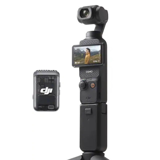 DJI - Osmo Pocket 3 Creator Combo 3-Axis Stabilized 4K Handheld Camera with Rotatable Touchscreen - Gray