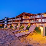 Best Western Premier The Lodge on Lake Detroit