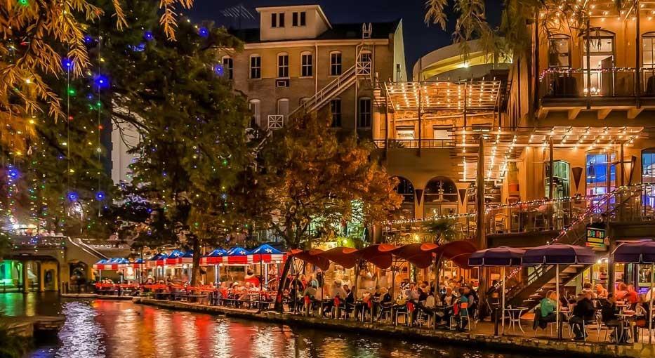 The Wedding Website of Joseph LaRochelle and Stephanie Rodriguez