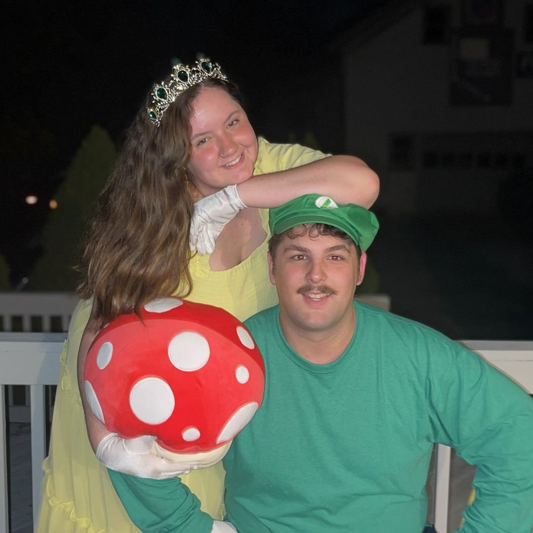 Halloween Luigi and Princess Daisy