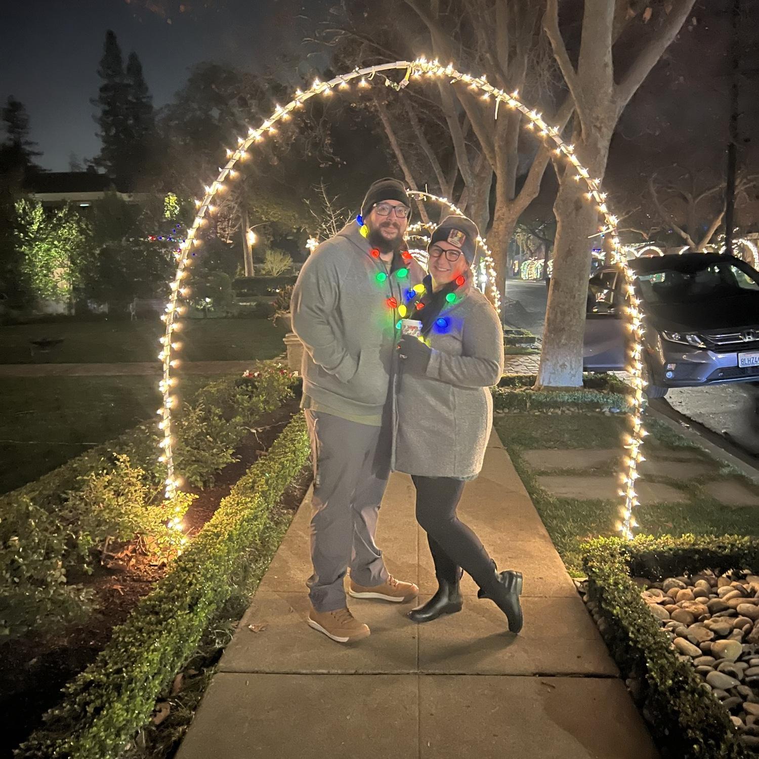 Walking through Willow Glen’s holiday lights
December 2022