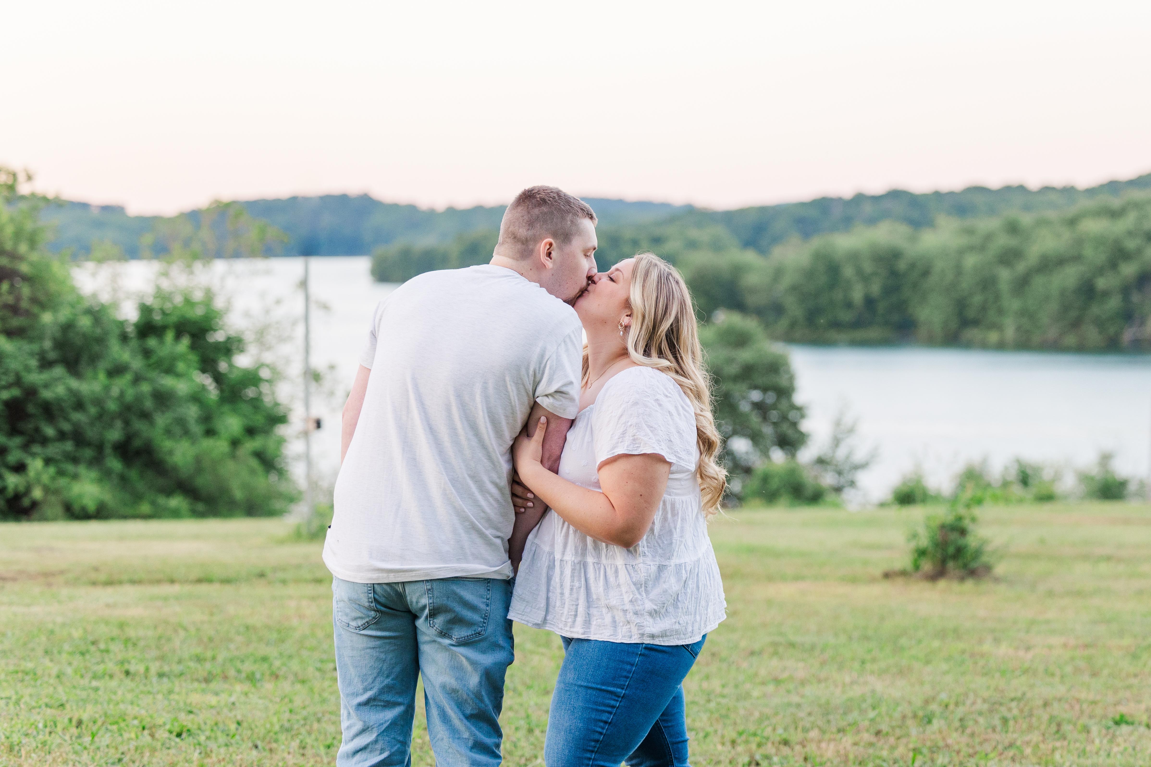 The Wedding Website of Julianne Grap and Devin Frank