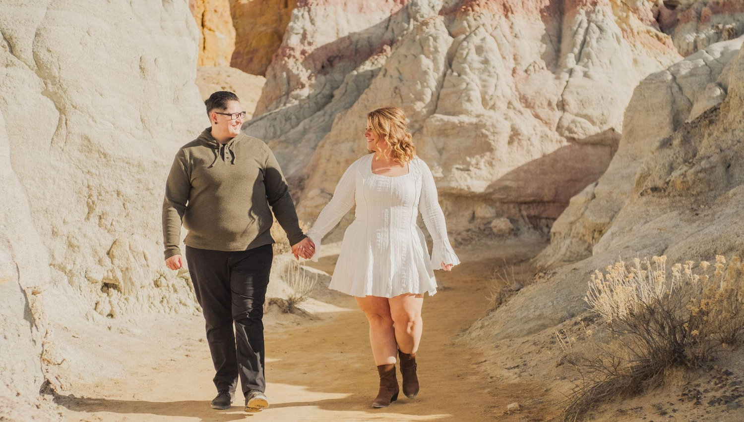 The Wedding Website of Miranda Delbaugh and Tate Locust