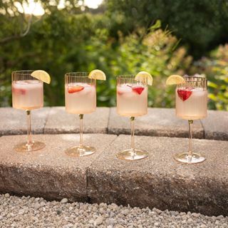 Scalloped Rim Fluted Wine Glass, Set of 4