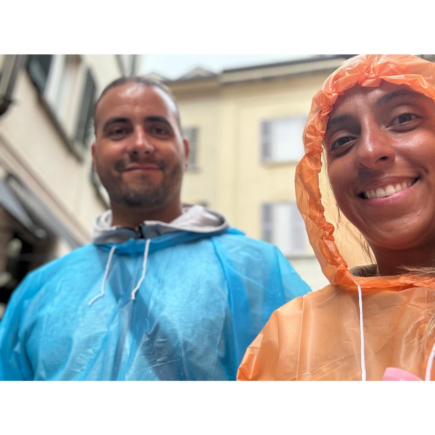 A nossa primeira fotografia juntos em Lecco, em Itália, após a chuva torrencial que durou apenas 5 minutos