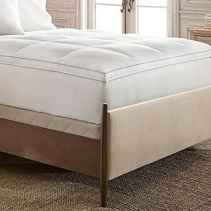 Stearns & Foster® Luxury Down Alternative Queen Fiberbed in White