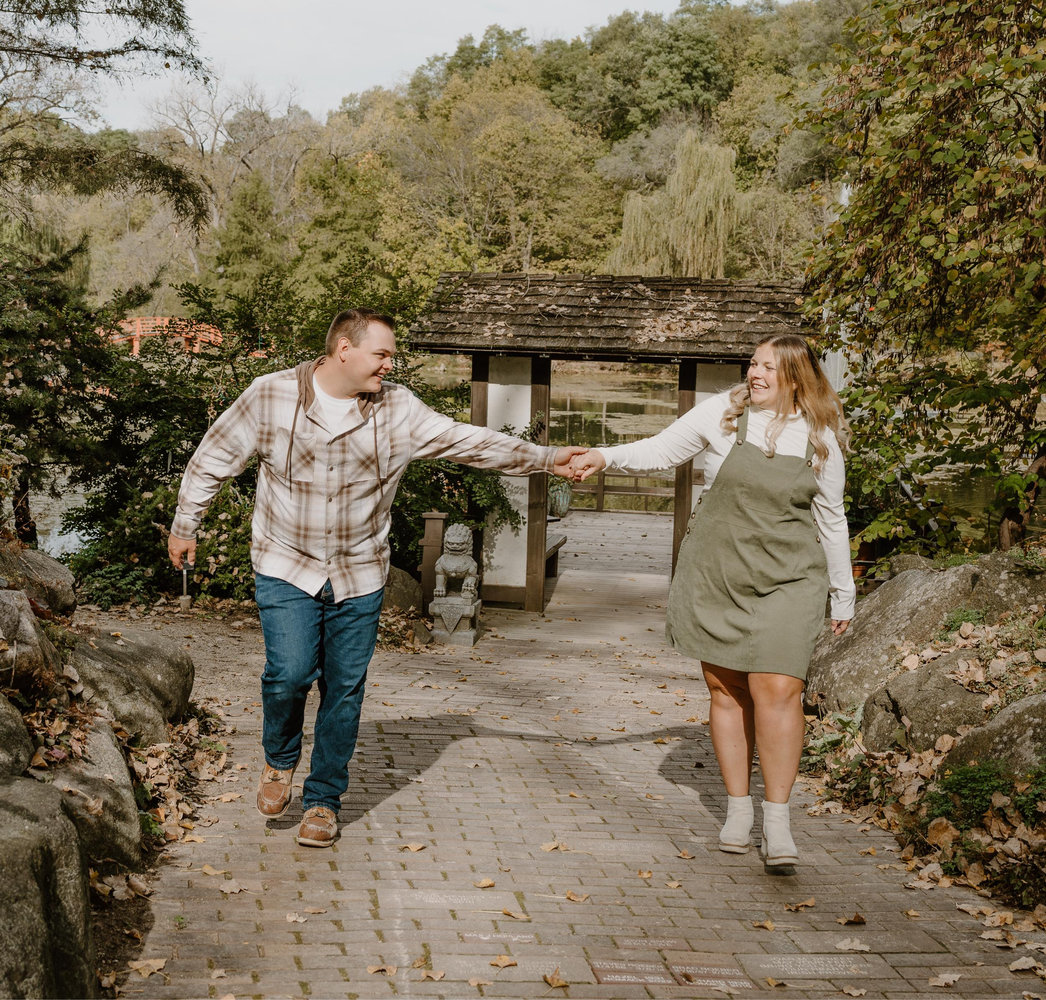 Samantha Ramlow and Logan Reeves' Wedding Website