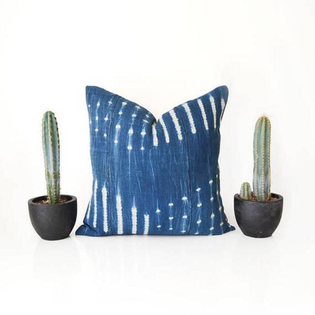 Indigo Pillow, Indigo Mudcloth, Boho Pillow, Shibori Pillow, African Indigo Pillow, African Textile, Boho Decor, Throw Pillow, Linen