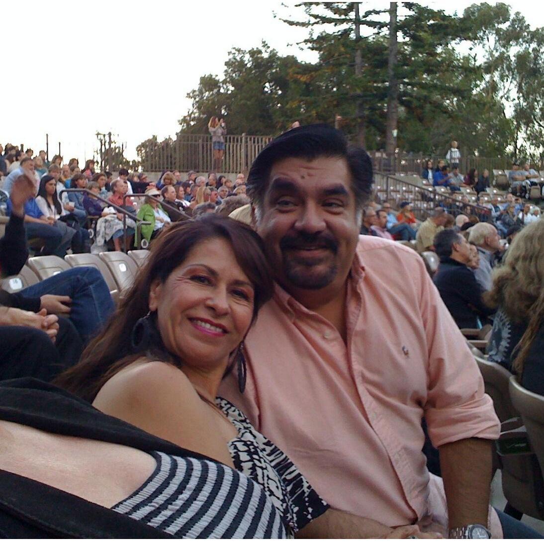 Mountain Winery Earth, Wind & Fire Concert 2013