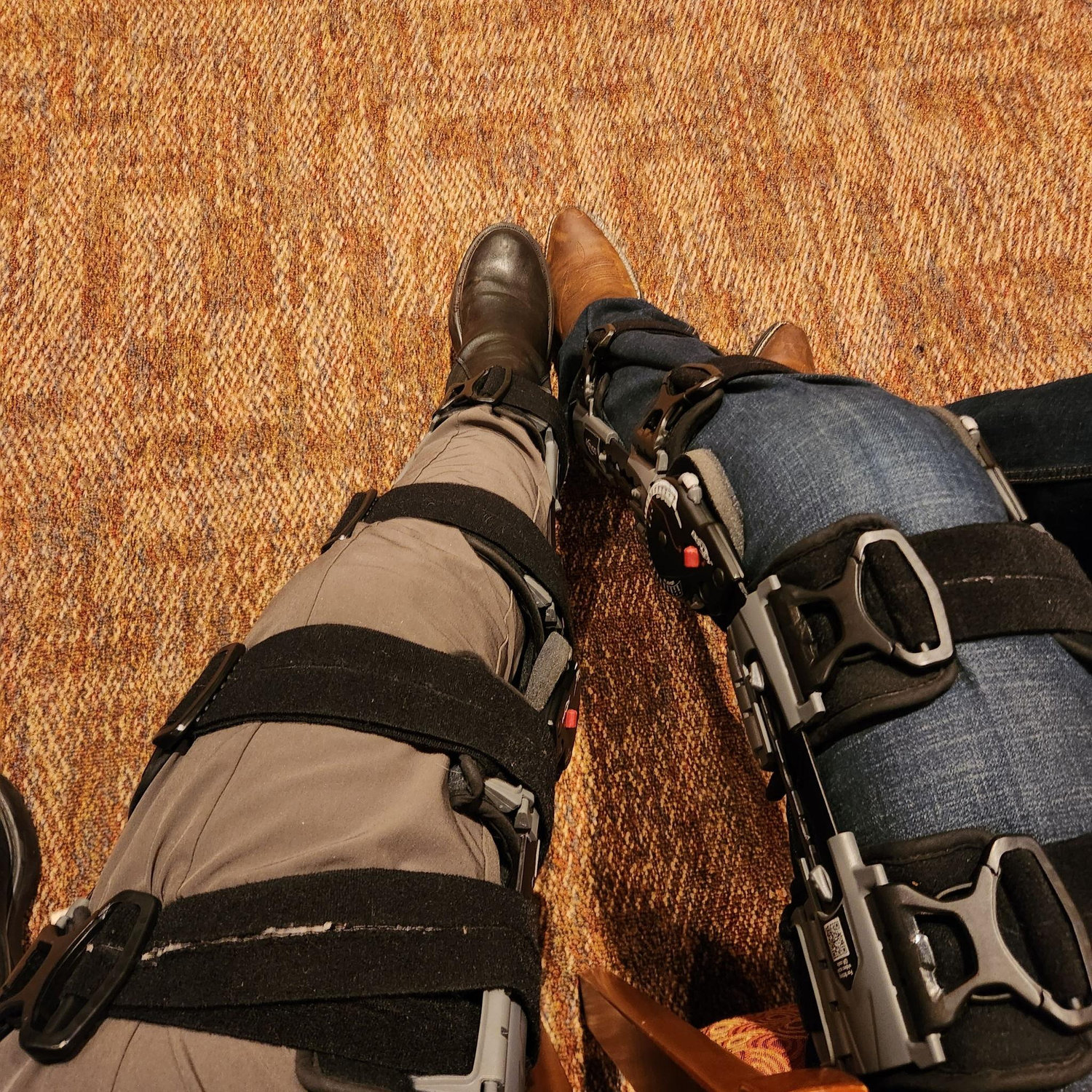 Matching knee braces