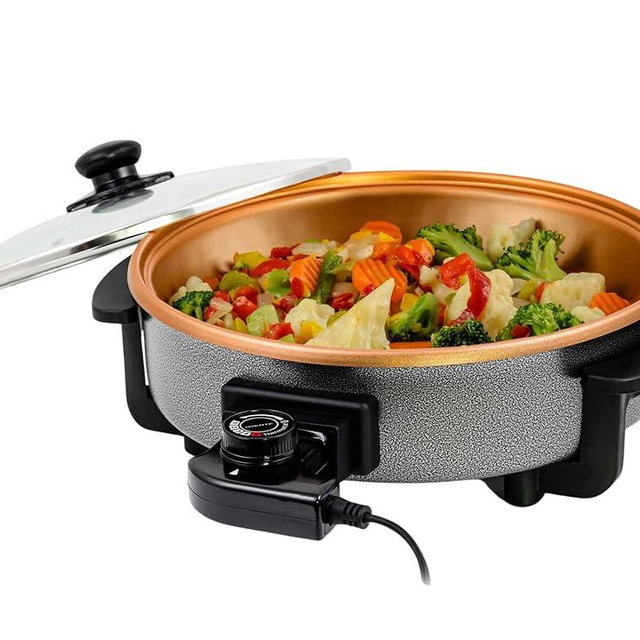OVENTE 12 Inch Electric Skillet and Frying Pan with Nonstick Coating, 1400W Power, Adjustable Temperature Control, Tempered Glass Lid with Vent and Cool Touch Handles, Copper SK11112CO