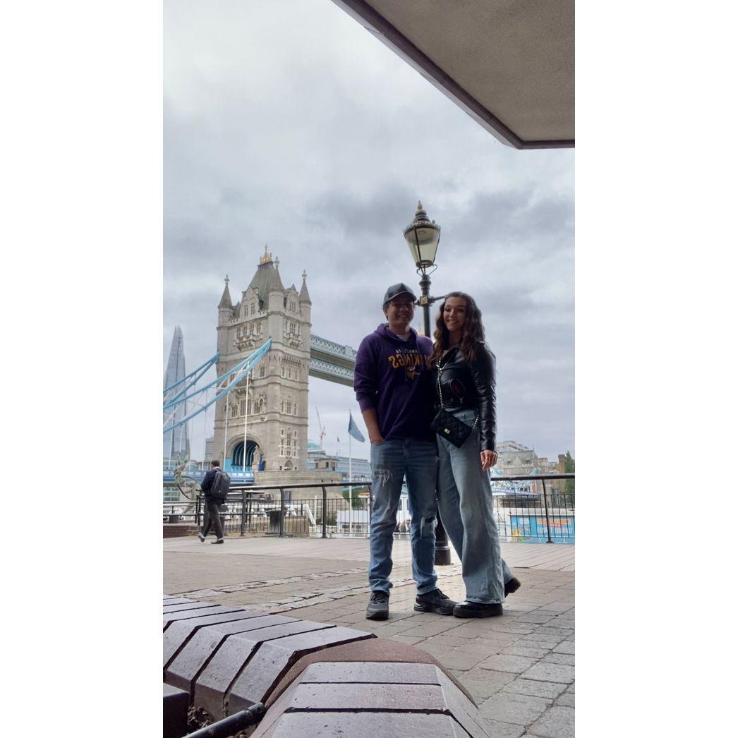 We were so lucky that our hotel was right next to Tower Bridge! took full advantage of the photo opportunity!