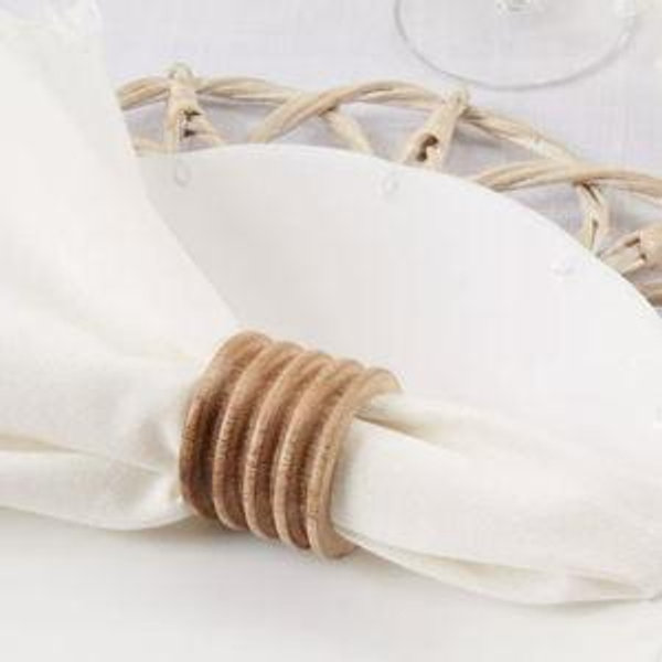 Saro Lifestyle Napkin Rings with Wood Ribbed Design (Set of 4)