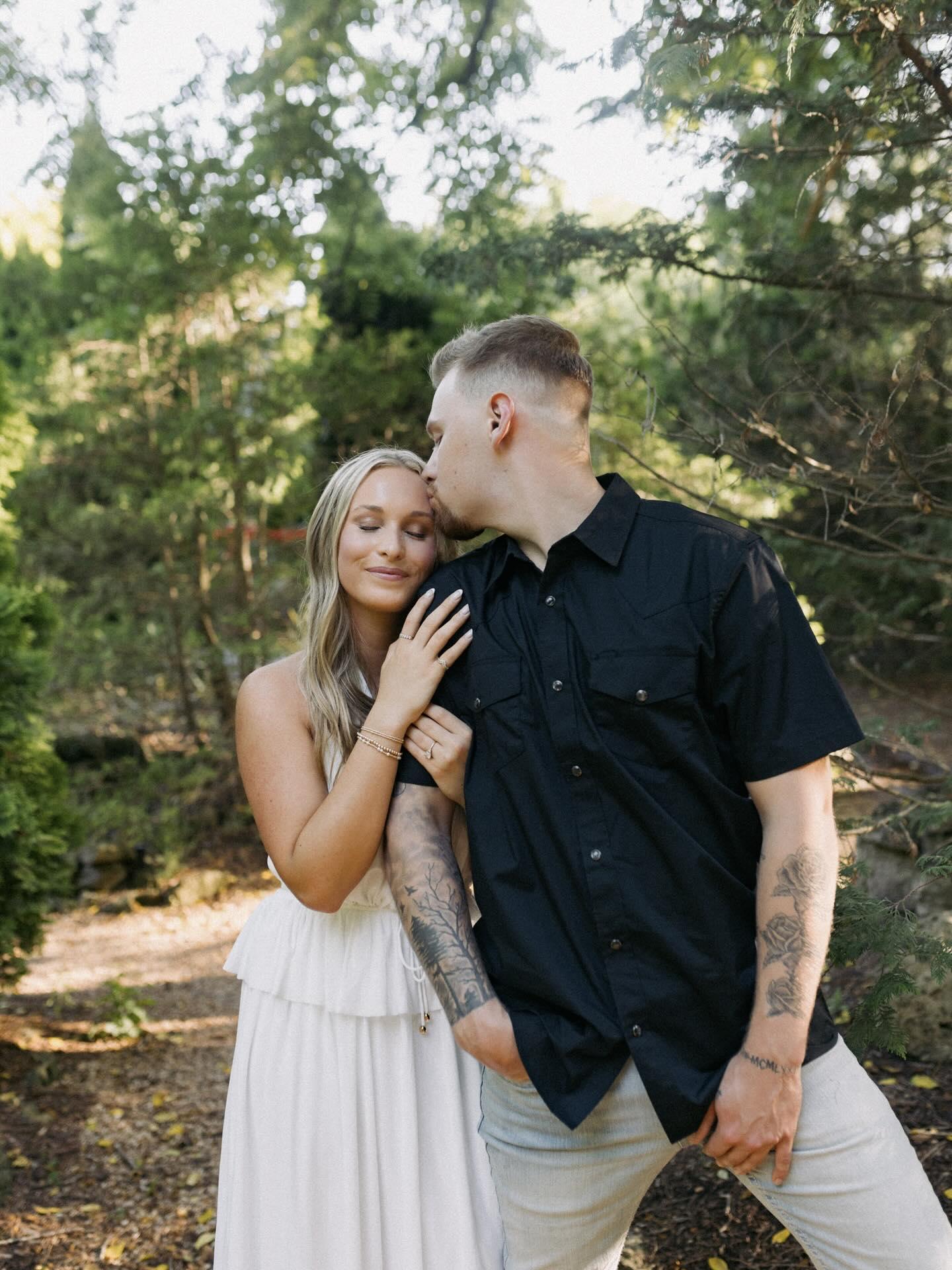 The Wedding Website of Elizabeth Shaw and Kenneth Morgan