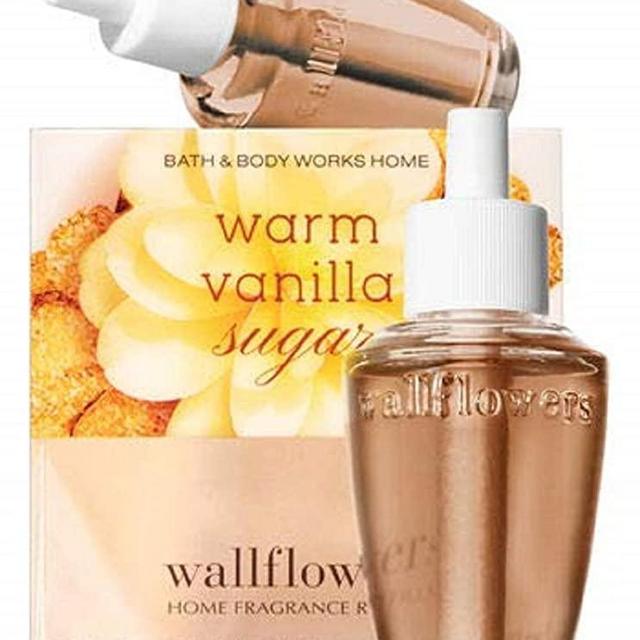Warm Vanilla Sugar Wallflowers Fragrance Bulbs 2 pk - .8 oz each- by The White Barn Candle Co.