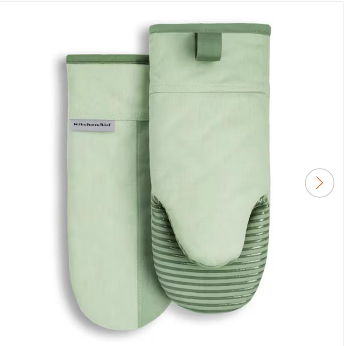 KitchenAid Beacon 2-Tone Cotton Green Oven Mitt Set (2-Pack) O2013115TDKA 29GN