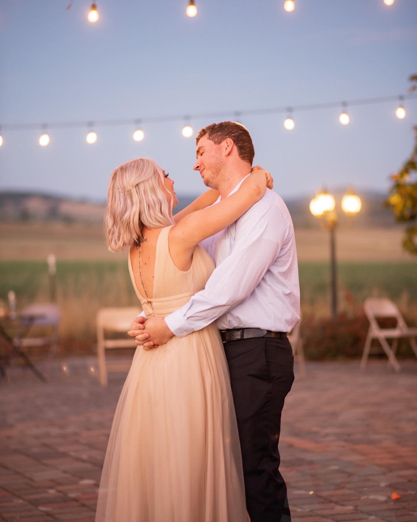 The Wedding Website of Cassandra Smock and Lucas Bjorklund